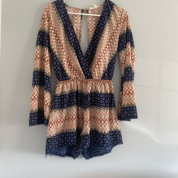 Romper - Picture 2 of 3